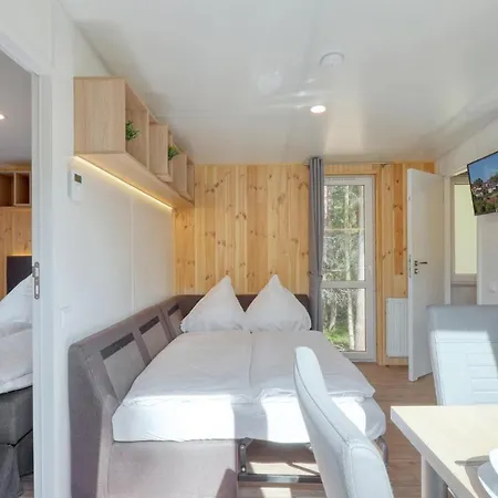 Holiday home Tiny Haus 52 Am Brombachsee