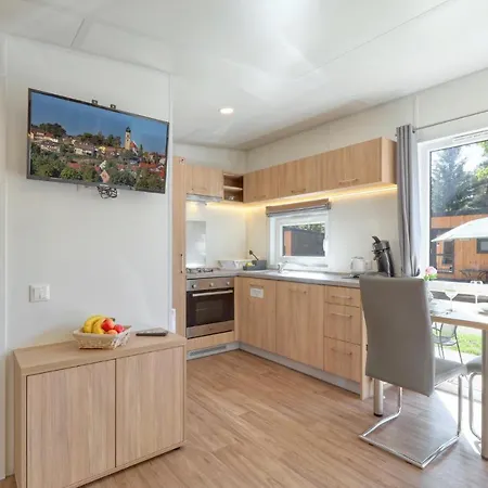 別荘 Tiny Haus 52 Am Brombachsee *