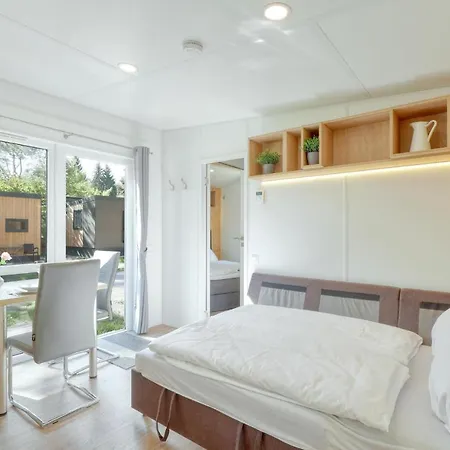 別荘 Tiny Haus 52 Am Brombachsee *